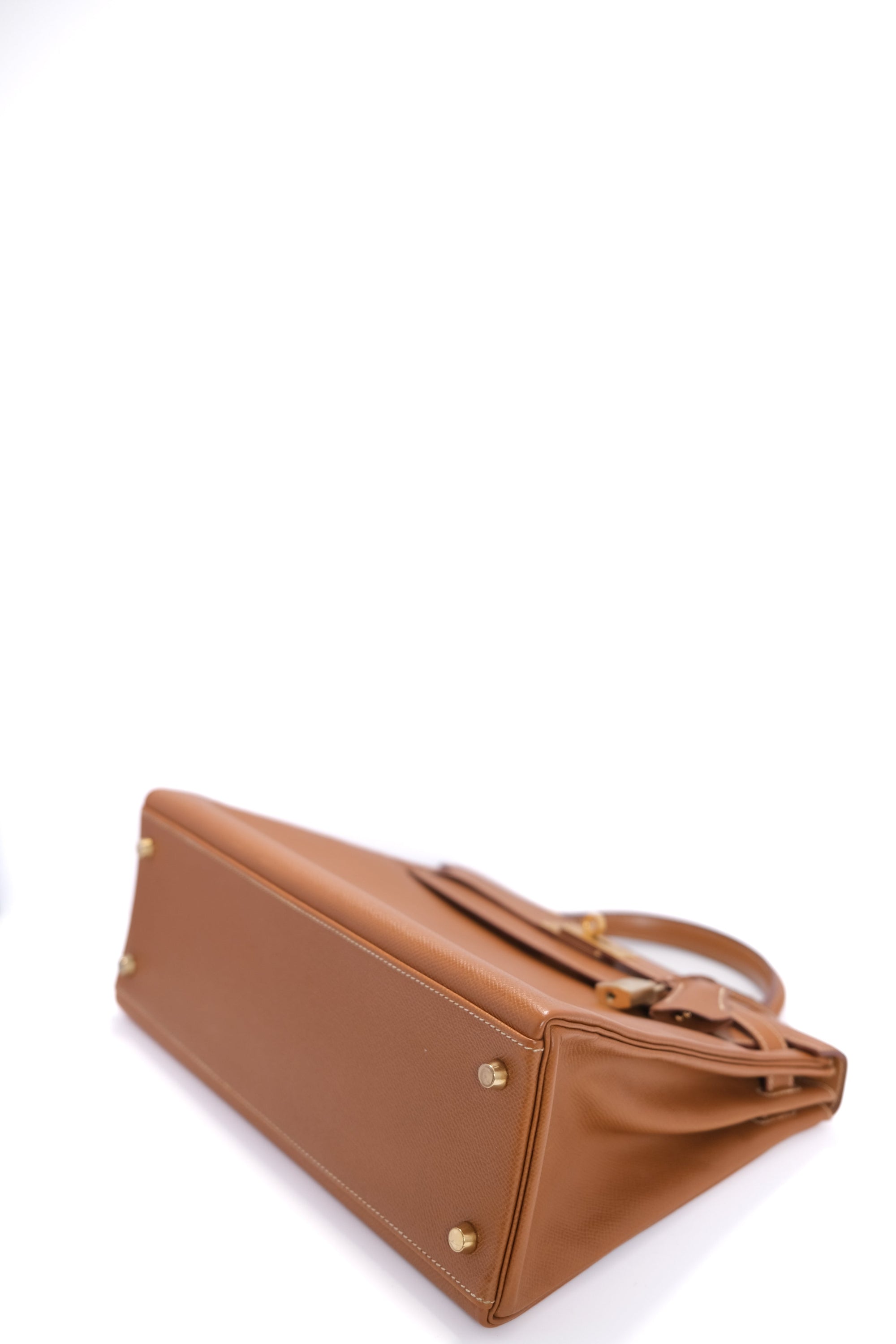 Kelly 32 Gold On Gold Epsom
