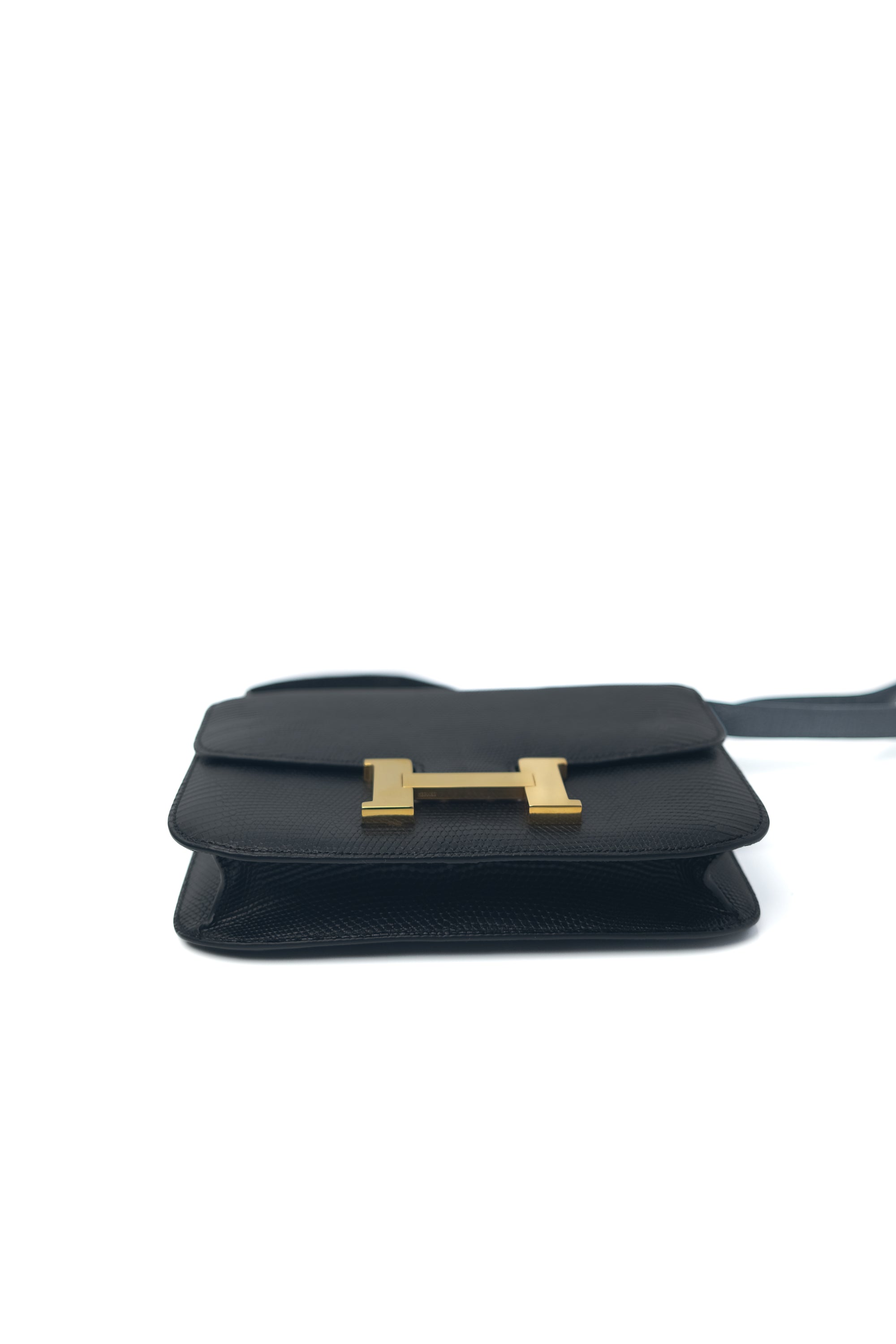Constance 24 Noir Gold Hardware Lizard 〇S