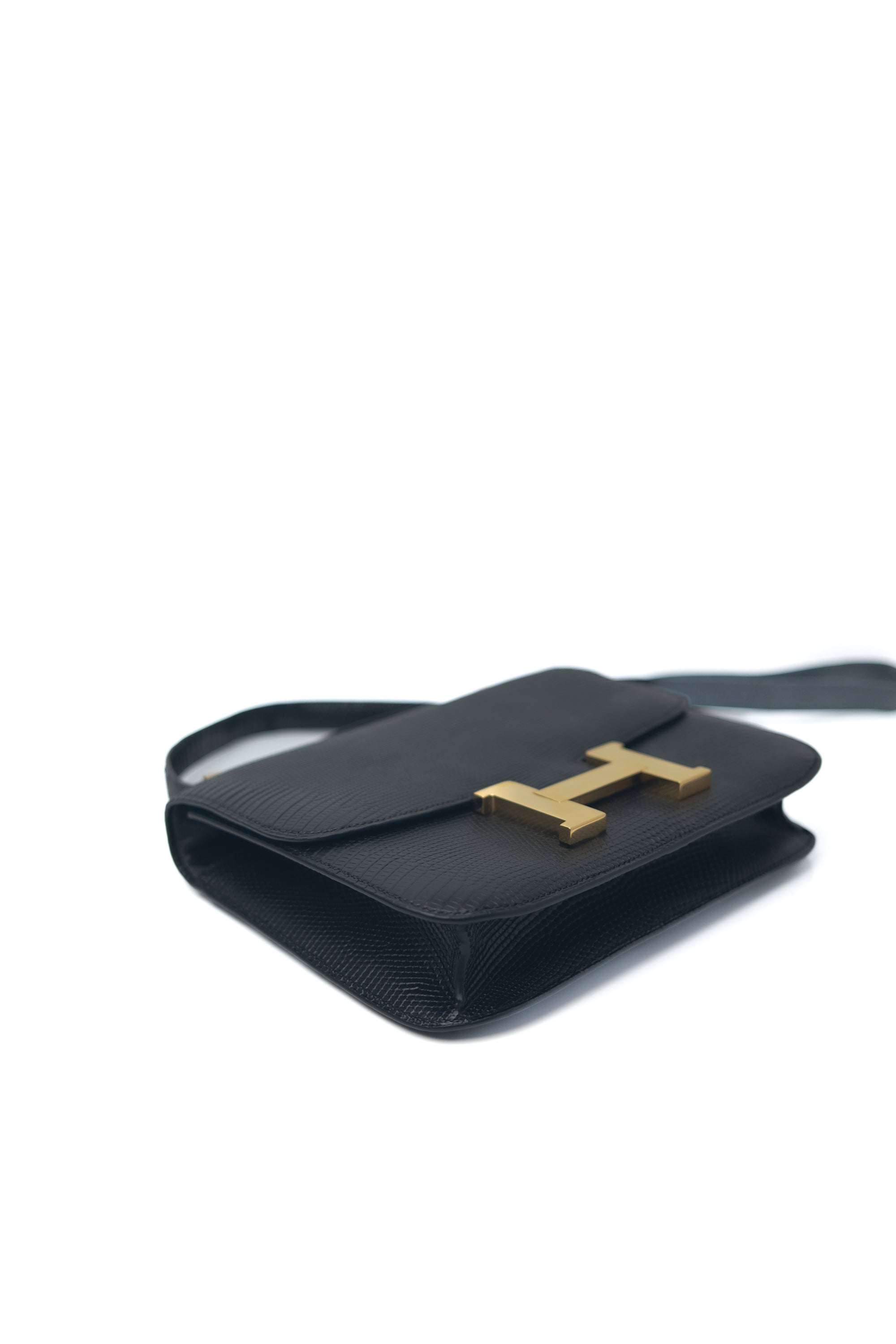 Constance 24 Noir Gold Hardware Lizard 〇S