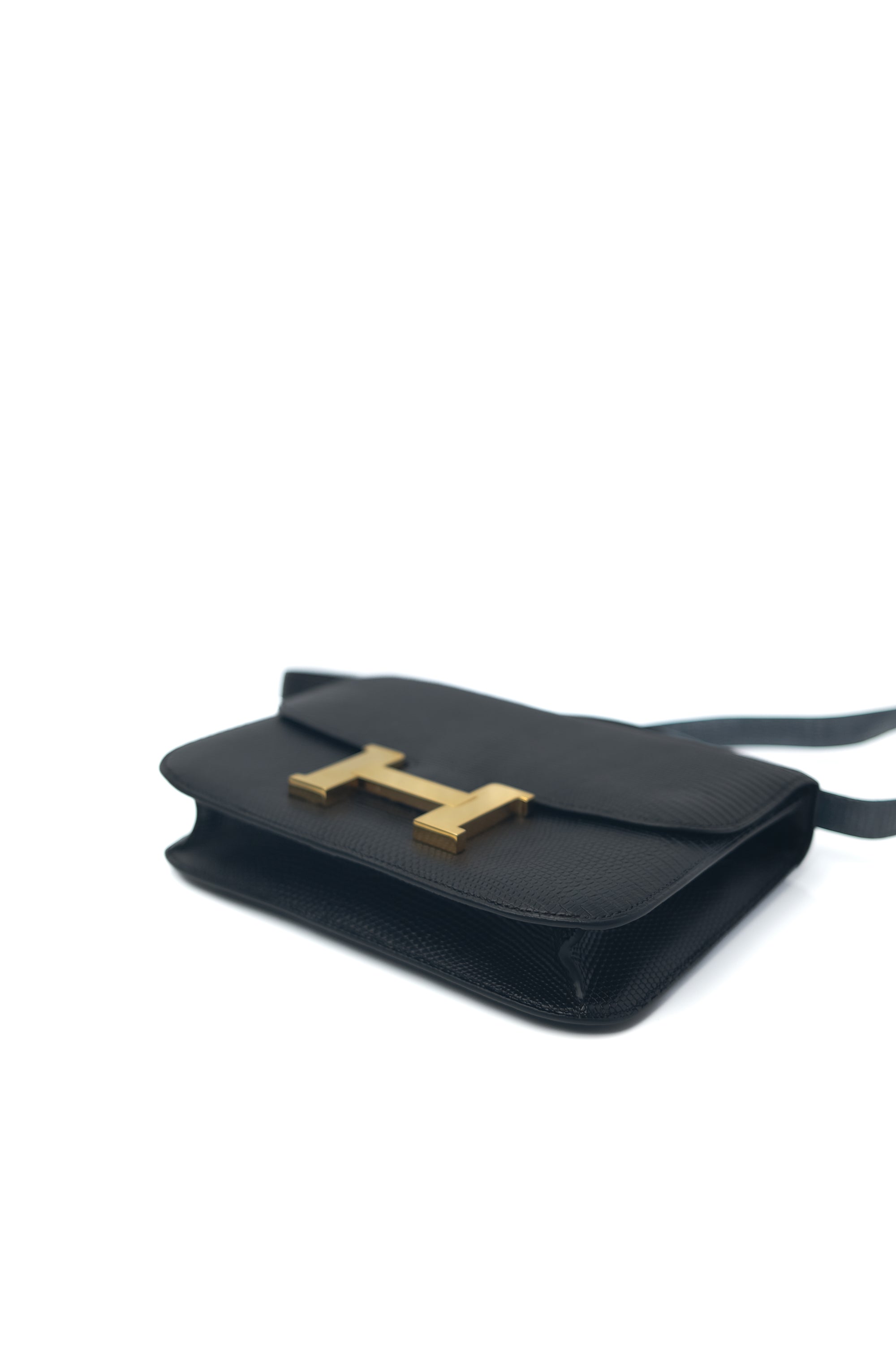 Constance 24 Noir Gold Hardware Lizard 〇S